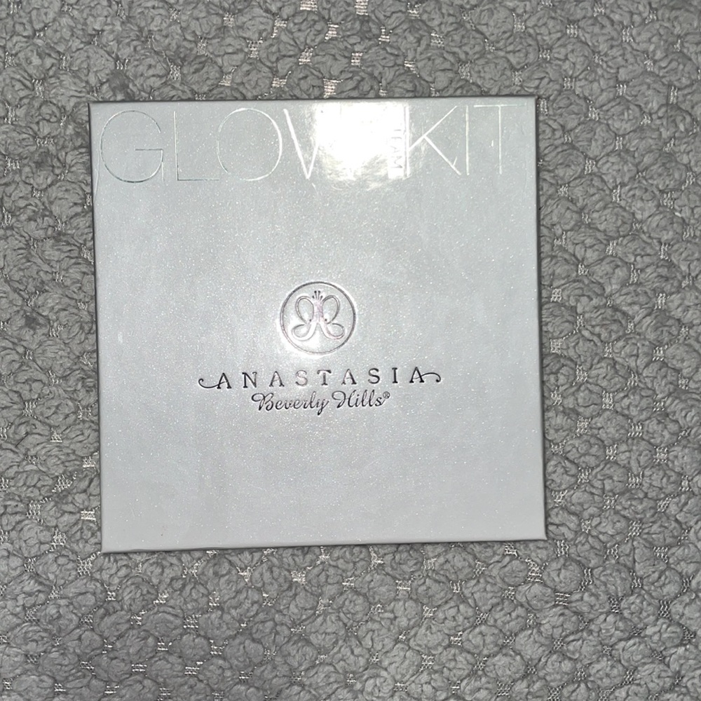 ABH GLOW KIT✨GLEAM